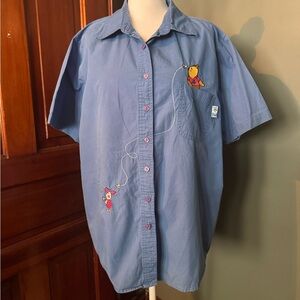 Vintage Y2K Winnie the Pooh Women’s Button Down Top Size 18W/20W Blue Emboridery